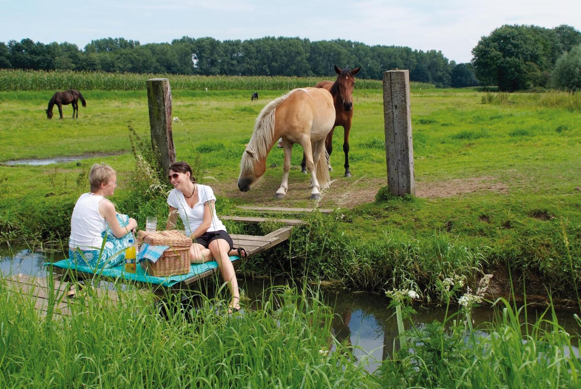 Wellings Parkhotel Kamp-Lintfort Bagian luar foto